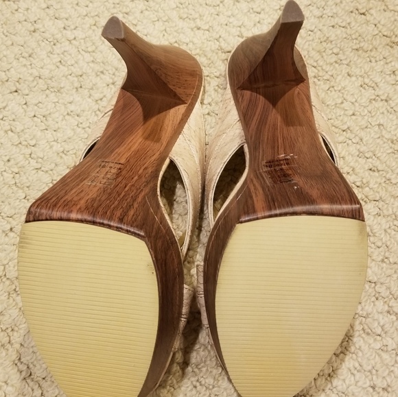 Michael Antonio platform sandals. - Picture 4 of 6